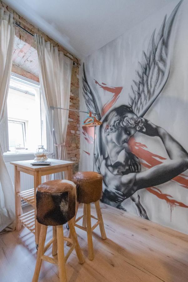 Accommodation At The Zeus Apartment Bratislava Buitenkant foto
